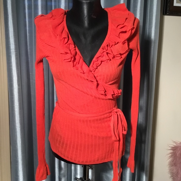 Moda Tops - Moda Wraparound Ruffle Top, Like new!